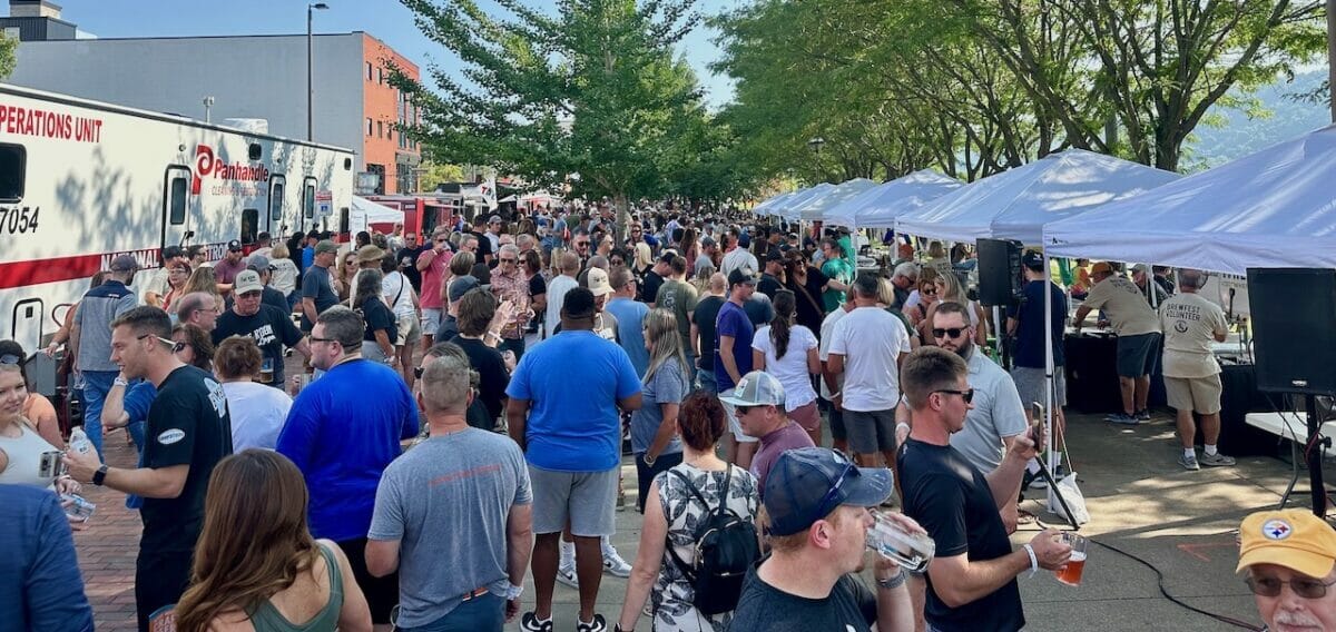 Mountaineer Brewfest rocks again